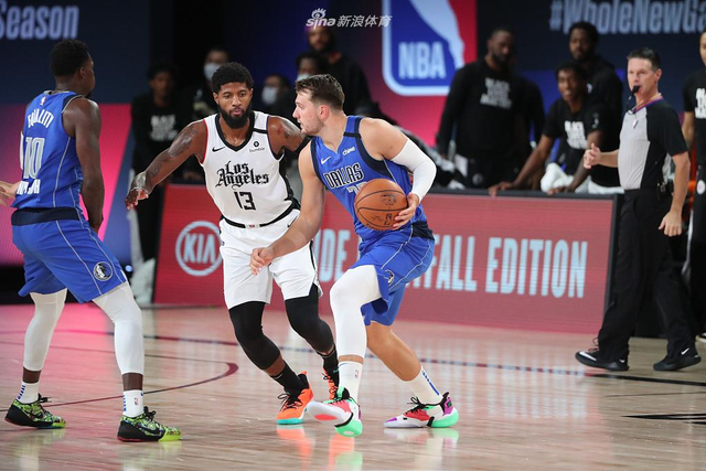 天津男篮与 天津男篮与